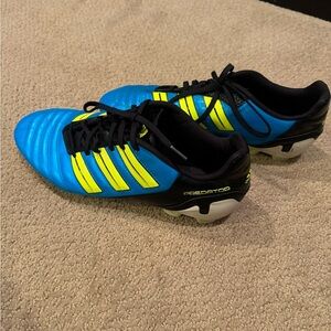 Men’s Adidas Predator Soccer Shoes Sz. 11
